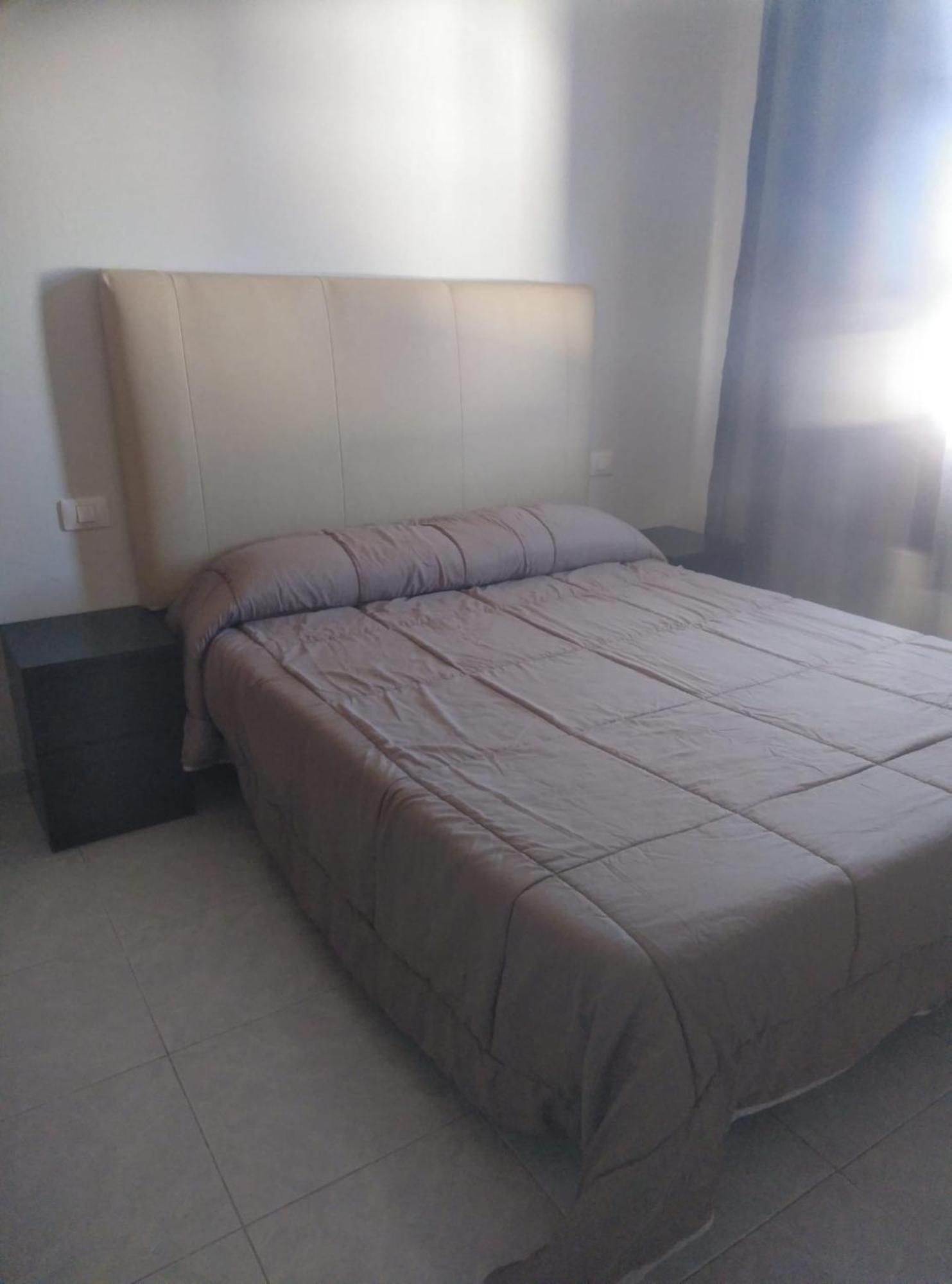 Appartement Building *